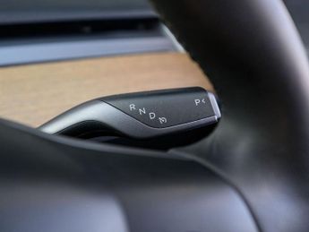 TESLA Model 3 (Dual Motor) Long Range Saloon 4dr Electric Auto 4WDE (346 ps)