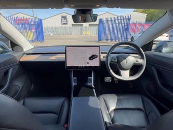 TESLA Model 3 (Dual Motor) Long Range Saloon 4dr Electric Auto 4WDE (346 ps)