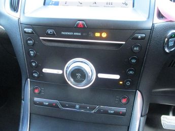FORD EDGE 2.0 EcoBlue ST-Line SUV 5dr Diesel Auto AWD Euro 6 (s/s) (238 ps
