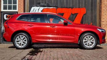 VOLVO XC60 2.0 T5 Momentum SUV 5dr Petrol Auto AWD Euro 6 (s/s) (250 ps)