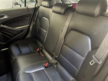 MERCEDES-BENZ A CLASS 1.5 A180d Sport (Executive) Hatchback 5dr Diesel 7G-DCT Euro 6 (