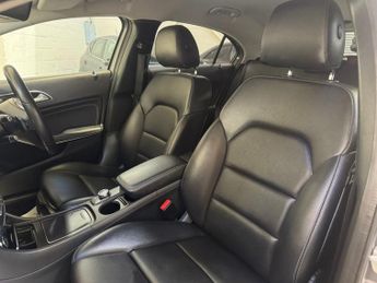 MERCEDES-BENZ A CLASS 1.5 A180d Sport (Executive) Hatchback 5dr Diesel 7G-DCT Euro 6 (