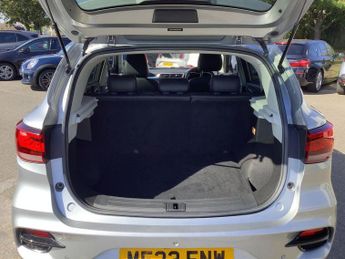 MG MG ZS 1.0 T-GDI Exclusive SUV 5dr Petrol Auto Euro 6 (111 ps)