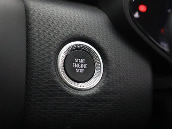 RENAULT CLIO 1.0 TCe Evolution Hatchback 5dr Petrol Manual Euro 6 (s/s) (90 p