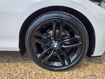 BMW 2 SERIES 1.5 218i M Sport Coupe 2dr Petrol Auto Euro 6 (s/s) (136 ps)