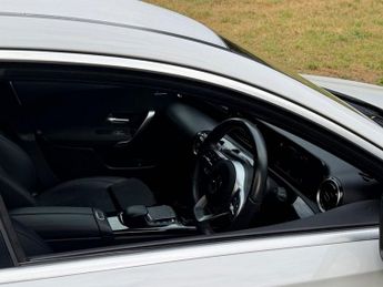 MERCEDES-BENZ A CLASS 2.0 A200d AMG Line Saloon 4dr Auto Diesel 8G-DCT Euro 6 (s/s) (1