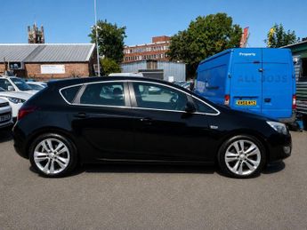VAUXHALL ASTRA 2.0 CDTi SRi Hatchback 5dr Diesel Auto Euro 5 (160 ps)