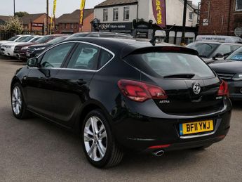 VAUXHALL ASTRA 2.0 CDTi SRi Hatchback 5dr Diesel Auto Euro 5 (160 ps)