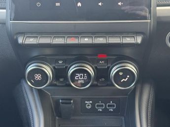 RENAULT ZOE R135 EV50 52kWh Techno Hatchback 5dr Electric Auto (Boost Charge
