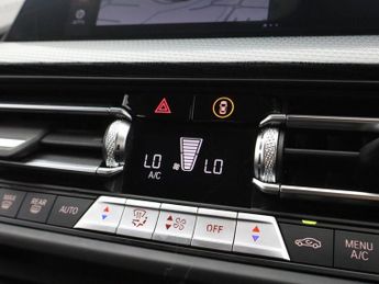 BMW 1 SERIES 2.0 120d Sport (LCP) Hatchback 5dr Diesel Auto Euro 6 (s/s) (190