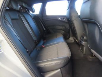 AUDI Q4 E-TRON 40 S line SUV 5dr Electric Auto 82kWh (204 ps)
