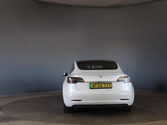 TESLA Model 3 Standard Range Plus Saloon 4dr Electric Auto RWD (241 bhp)
