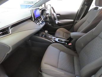 TOYOTA COROLLA 1.8 VVT-h GPF Icon Tech Hatchback 5dr Petrol Hybrid CVT Euro 6 (