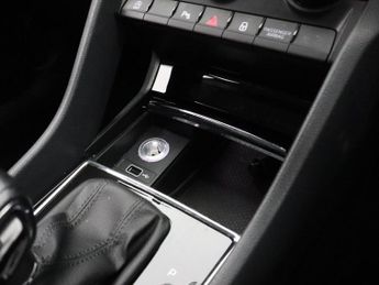 SKODA KAROQ 1.5 TSI ACT SE L SUV 5dr Petrol DSG Euro 6 (s/s) (150 ps)