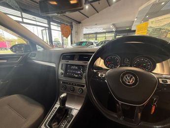 VOLKSWAGEN GOLF 1.4 TSI BlueMotion Tech SE Hatchback 5dr Petrol DSG Euro 5 (s/s)