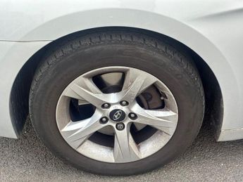 HYUNDAI I40 1.7 CRDi Blue Drive Active Saloon 4dr Diesel Manual Euro 5 (s/s)