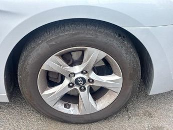 HYUNDAI I40 1.7 CRDi Blue Drive Active Saloon 4dr Diesel Manual Euro 5 (s/s)
