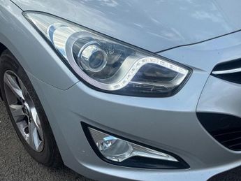 HYUNDAI I40 1.7 CRDi Blue Drive Active Saloon 4dr Diesel Manual Euro 5 (s/s)