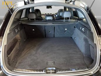 MERCEDES-BENZ GLC 2.0 GLC300h MHEV AMG Line SUV 5dr Petrol Hybrid G-Tronic+ 4MATIC