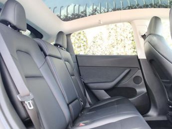TESLA MODEL Y SUV 5dr Electric Auto RWD (346 ps)