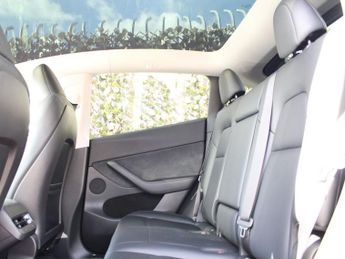 TESLA MODEL Y SUV 5dr Electric Auto RWD (346 ps)