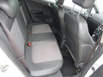 VAUXHALL CORSA 1.4 16V SE Hatchback 5dr Petrol Auto Euro 5 (100 ps)