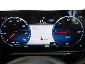 MERCEDES-BENZ EQA EQA 300 66.5kWh AMG Line SUV 5dr Electric Auto 4MATIC (228 ps)