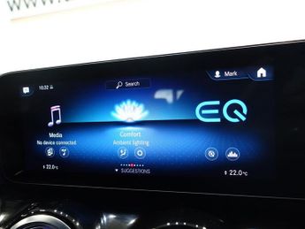 MERCEDES-BENZ EQA EQA 300 66.5kWh AMG Line SUV 5dr Electric Auto 4MATIC (228 ps)