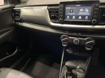 KIA STONIC 1.0 T-GDi Maxx SUV 5dr Petrol DCT Euro 6 (s/s) (118 bhp)