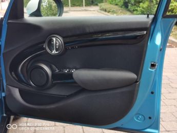 MINI HATCH 2.0 Cooper SD Hatchback 5dr Diesel Auto 6Spd Euro 6 (s/s) (170 p