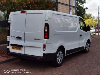 RENAULT TRAFIC 2.0 dCi Blue SL30 Advance Panel Van 5dr Diesel Manual L1 H1 Euro