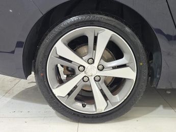 PEUGEOT 308 2.0 BlueHDi Allure Hatchback 5dr Diesel Manual Euro 6 (s/s) (150