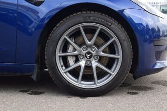 TESLA Model 3 Saloon 4dr Electric Auto RWD (241 bhp)