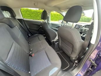 PEUGEOT 208 1.4 VTi Allure Hatchback 5dr Petrol Manual Euro 5 (95 ps)