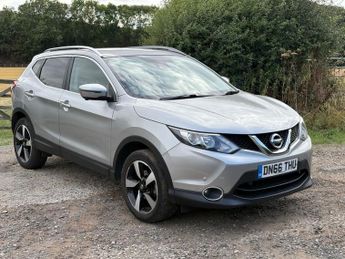 Nissan Qashqai 1.5 dCi N-Connecta SUV 5dr Diesel Manual 2WD Euro 6 (s/s) (110 p