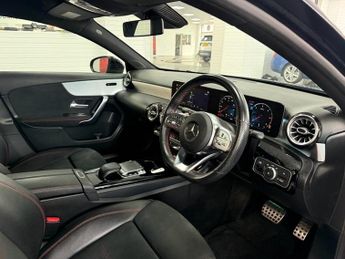 MERCEDES-BENZ A CLASS 1.5 A180d AMG Line (Premium) Hatchback 5dr Diesel 7G-DCT Euro 6 