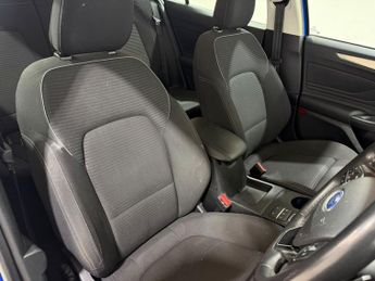 FORD FOCUS 2.0 EcoBlue Titanium Estate 5dr Diesel Auto Euro 6 (s/s) (150 ps