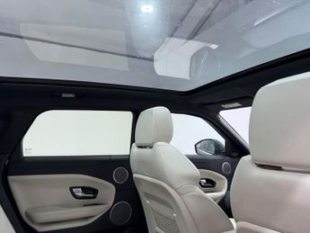 LAND ROVER RANGE ROVER EVOQUE 2.0 TD4 HSE Dynamic SUV 5dr Diesel Auto 4WD Euro 6 (s/s) (180 ps