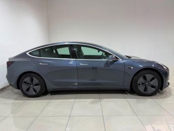 TESLA Model 3 Standard Range Plus Saloon 4dr Electric Auto RWD (241 bhp)