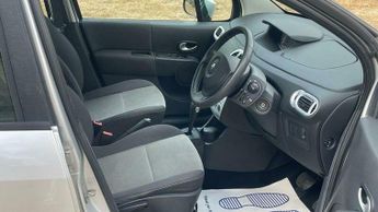 RENAULT GRAND MODUS 1.6 VVT Dynamique Auto Euro 4 5dr