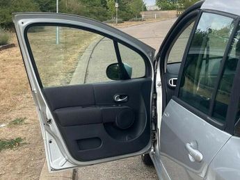 RENAULT GRAND MODUS 1.6 VVT Dynamique Auto Euro 4 5dr