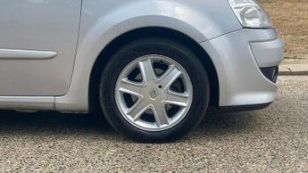 RENAULT GRAND MODUS 1.6 VVT Dynamique Auto Euro 4 5dr