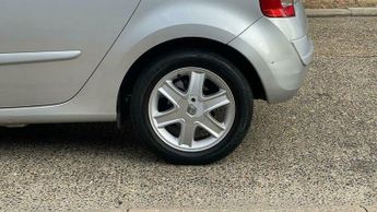 RENAULT GRAND MODUS 1.6 VVT Dynamique Auto Euro 4 5dr