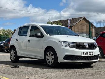 Dacia Sandero 1.0 SCe Essential Hatchback 5dr Petrol Manual Euro 6 (75 ps)