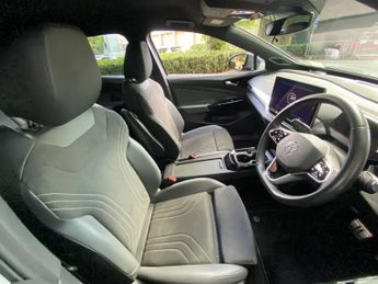 VOLKSWAGEN ID.5 Pro 77kWh Match SUV 5dr Electric Auto (286 ps)