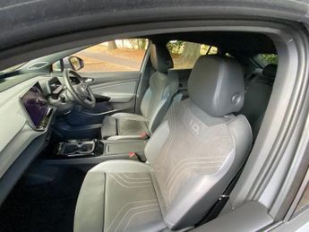 VOLKSWAGEN ID.5 Pro 77kWh Match SUV 5dr Electric Auto (286 ps)