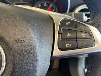 MERCEDES-BENZ C CLASS 2.1 C220d AMG Line Cabriolet 2dr Diesel G-Tronic+ Euro 6 (s/s) (
