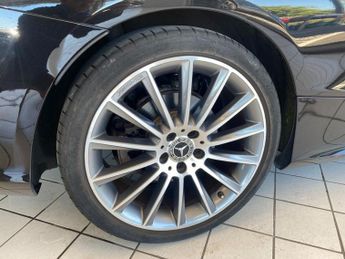 MERCEDES-BENZ C CLASS 2.1 C220d AMG Line Cabriolet 2dr Diesel G-Tronic+ Euro 6 (s/s) (