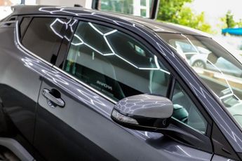 TOYOTA C-HR 1.8 VVT-h Design SUV 5dr Petrol Hybrid CVT Euro 6 (s/s) (122 ps)