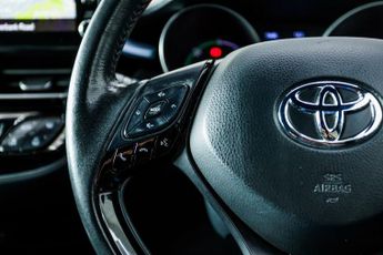 TOYOTA C-HR 1.8 VVT-h Design SUV 5dr Petrol Hybrid CVT Euro 6 (s/s) (122 ps)